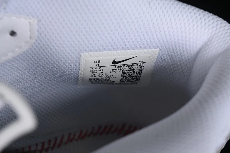 All categories Nk Air Force 1 Air Force series Nk Air Force 1 Mid Air Force mid-top Nk Air Force 1'07 Mid White gray black Hand-painted fracture Three hook shadow Air Force 1 strap mid-top casual sneakers CW2289-111
